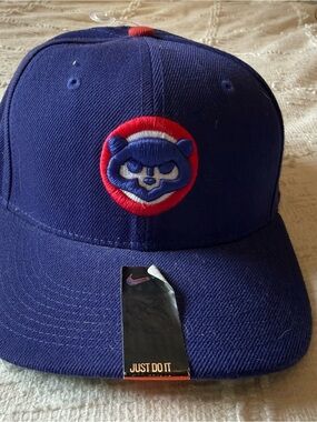 Nike Chicago Cubs Blue Hat with Embroidered Logo - Adjustable one size fits all